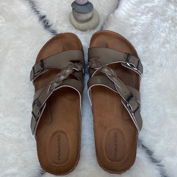 Maurices Shoes - Maurices gray Sandals☀️ 🩴